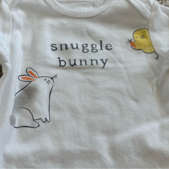 6M Bunny Carter’s Baby Clothes 1 Onesie, 1 Bunny Beanie Hat, 1 Pants - Picture 5 of 12